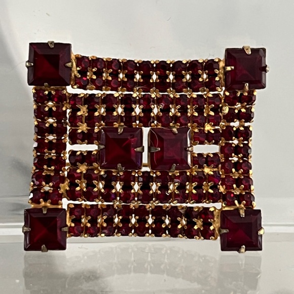 Vintage Brooch Czech Garnet Glass Bohemian - Picture 2 of 16